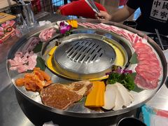 -哈哈碳都·牛肋条无限自助烤肉(台江万达店)
