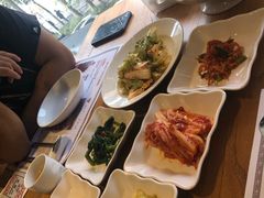 配烤肉小菜-紫霞门韩国料理烤肉(深南东路店)