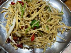拌豆腐丝-原始泥炉烤肉(总店)