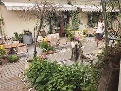 -AHAVA·Fang Baking Studio