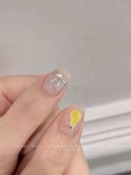 -花岐款式专研健康美甲沙龙