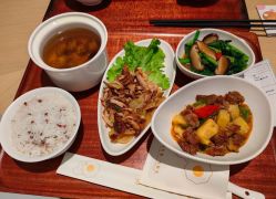 -爱悦月子中心·时光(武侯店)