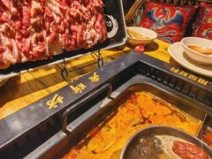-老牌坊云南鱼豆花火锅(爱建店)
