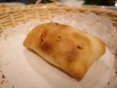 馕坑烤包子-巴扎美食·新疆菜·西域歌舞表演餐厅(新疆大厦店)
