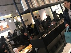 大堂-喜茶(深圳东门1234店)