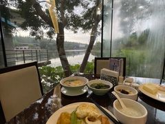 -上海怡沁园度假酒店