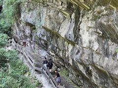 -龙水峡地缝景区
