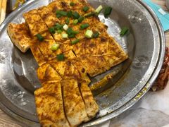 -江城燕子大排档(江汉路步行街店)