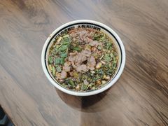 -霸舌生滚牛肉米粉(天生街道店)