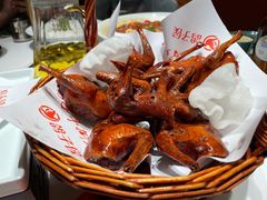 脆皮乳鸽-鸽子侯·家宴·平价海鲜(绿地店)