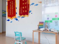 -爱乐游亲子游泳俱乐部