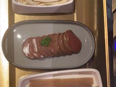 -左庭右院鲜牛肉火锅(金山万达店)