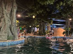 -泉城欧乐堡戏水湾艺术养生温泉