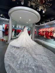 -艾米丽婚纱礼服