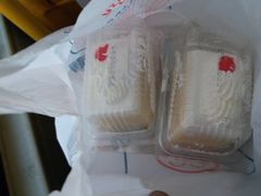 -红宝石·鲜奶小方·海派西点房(南丹店)