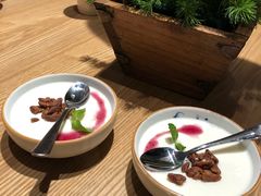 酸奶布丁-小大董·烤鸭(凤凰汇店)