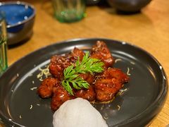 红酒泡沫牛仔粒-荟廷·晶萃(陆家嘴尚悦湾店)