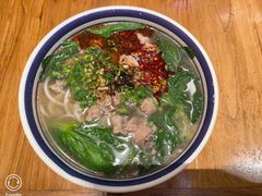 -云阿蛮云南生烫牛肉米线(奉贤路店)