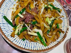干炒牛河-虾饺妹·粤式茶餐厅(荟聚店)