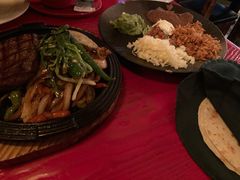 -Pistolera Mexican Cantina女枪手墨西哥餐厅(碧云路店)