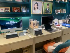 -海马体照相馆(西安高新万达广场店)