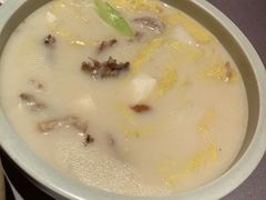 鸭架豆腐汤-金鸭季·北京烤鸭(深业上城店)