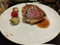 -大中华希尔顿酒店-念自助餐·嗨啤·小龙虾