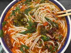 -云阿蛮云南生烫牛肉米线(奉贤路店)