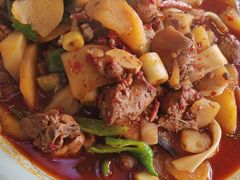 -尕盼舍连锁餐饮大盘鸡拌面王(中和美食街店)