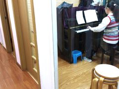 -好莱坞音乐进修学校(四川北路校区)