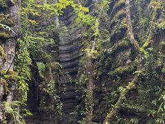 -梭布垭石林景区