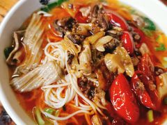 妈妈香泡椒鸡杂面-老地方猫儿面(磁器口店)