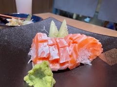 三文鱼刺身-御厨和食料理·寿司·刺身(麦地店)