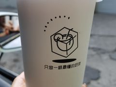 -津椰本·海南正宗椰奶清补凉(店一店)