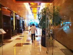 -上海龙之梦万丽酒店