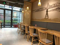 -万和春排骨砂锅米饭(新业广场店)