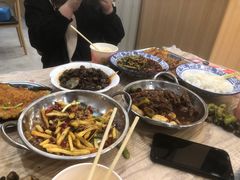 -江城燕子大排档(江汉路步行街店)