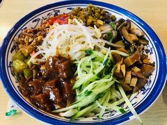-五虎尚匠美食城(阳光新生活广场店)