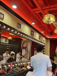 -东方先生国潮男士理发馆