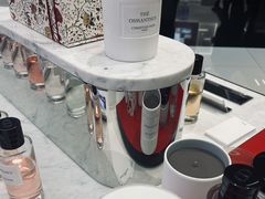 -Dior迪奥(上海世茂广场店)