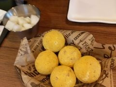 -BHC炸鸡(明洞总店)
