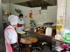 -黄阿姨锅贴大王(万航渡路店)