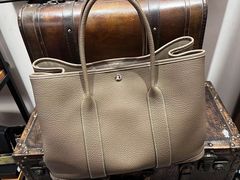 -小飞侠奢侈品回收 寄卖 养护(宝山宝龙广场店)