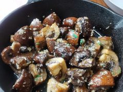 蒜香橄榄油烤小蘑菇-G+KITCHEN(龙湖狮山天街店)