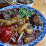 隐藏在舞蹈学院门口的牛肉面