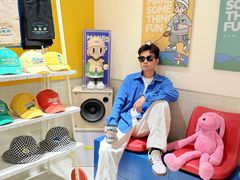 -燕莎奥特莱斯购物中心