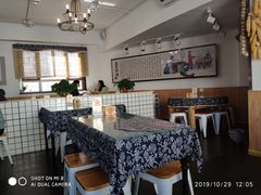 大堂-八两八金·莱芜特色炒鸡(市南漳浦路店)