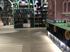 -新华书店(学府大道店)