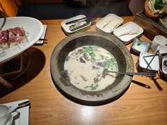 -咕嘟草帽鱼·牛奶一样的鲜鱼汤(包河万达广场创始店)