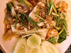 -Pakwan Restaurant & Bar